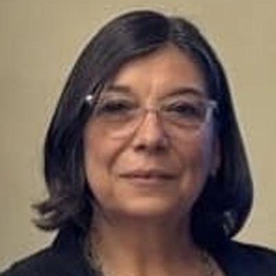 Dra María Elena Ucar